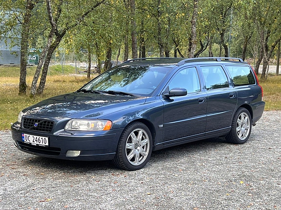 Volvo V70 8 of 23