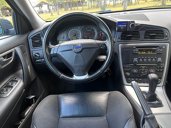Volvo V70 15 of 23