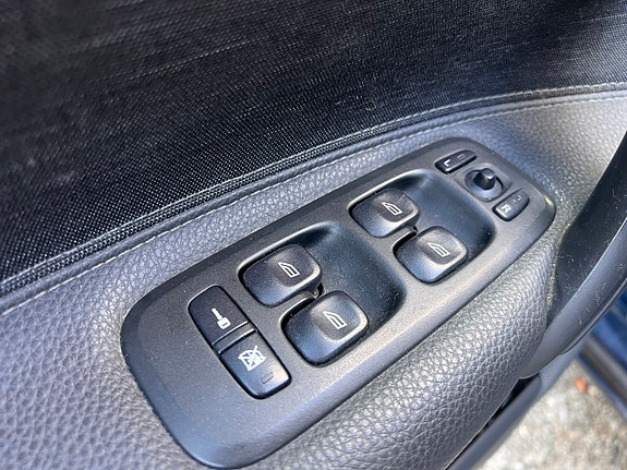 Volvo V70 17 of 23