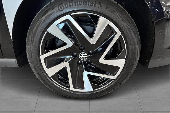 Volkswagen ID. Buzz 10 of 18