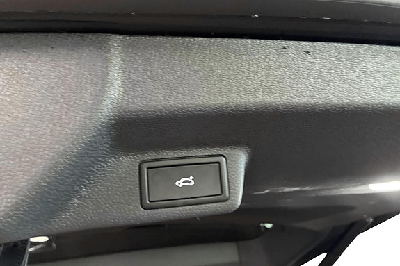 Volkswagen ID. Buzz 11 of 18