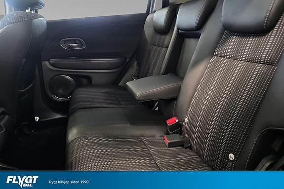 Honda HR-V 25 of 27