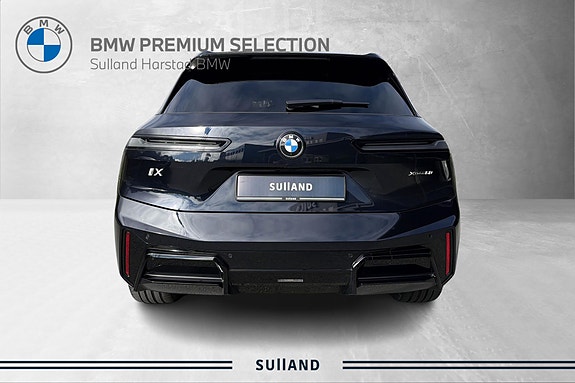 BMW iX 4 of 21