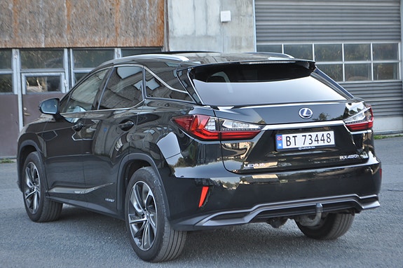 Lexus RX450h 9 of 30