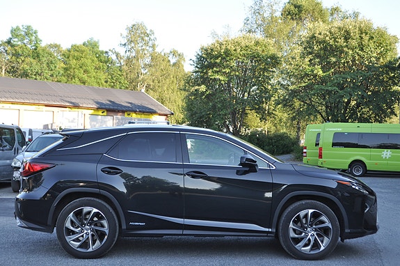 Lexus RX450h 5 of 30