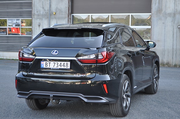 Lexus RX450h 7 of 30