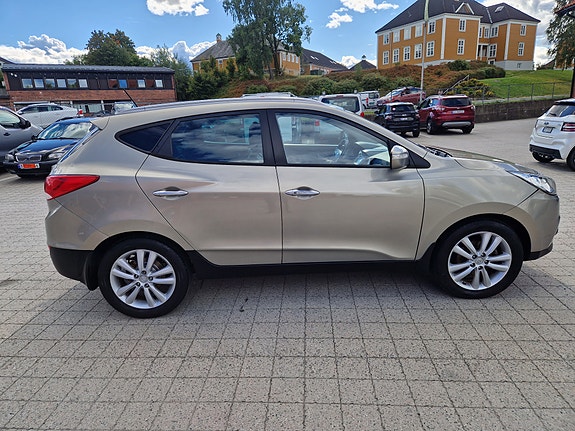 Hyundai ix35 3 of 16