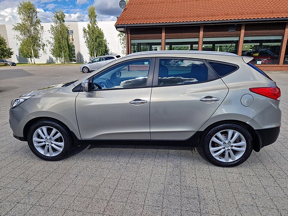 Hyundai ix35 4 of 16