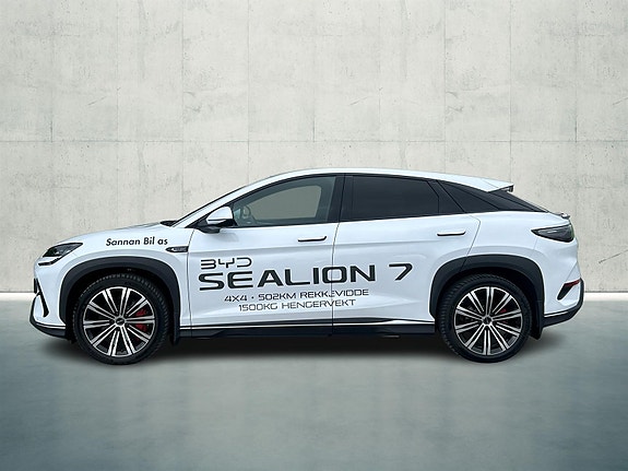 BYD Sealion 7 8 of 30