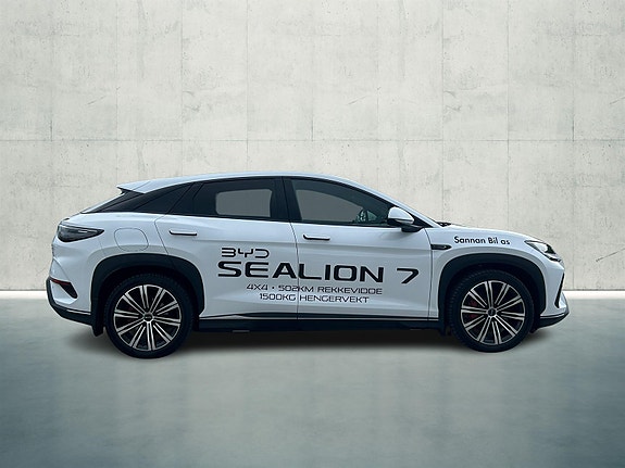 BYD Sealion 7 4 of 30