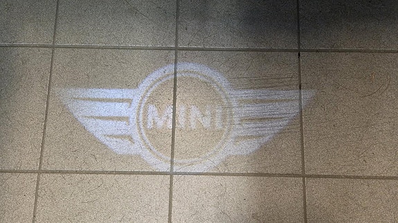 MINI Countryman Cooper SE 8 of 30