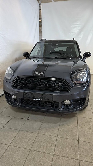MINI Countryman Cooper SE 2 of 30