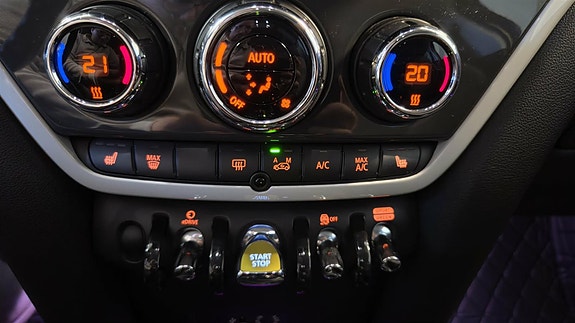 MINI Countryman Cooper SE 23 of 30