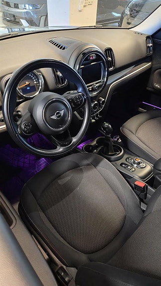 MINI Countryman Cooper SE 9 of 30
