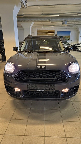 MINI Countryman Cooper SE 4 of 30