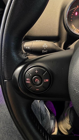 MINI Countryman Cooper SE 18 of 30