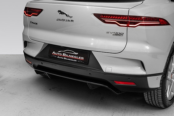 Jaguar I-PACE 9 of 30