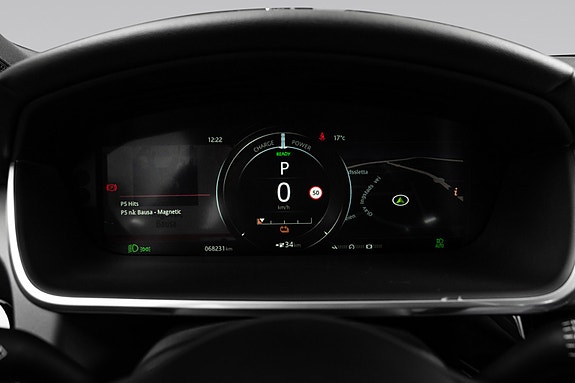 Jaguar I-PACE 22 of 30