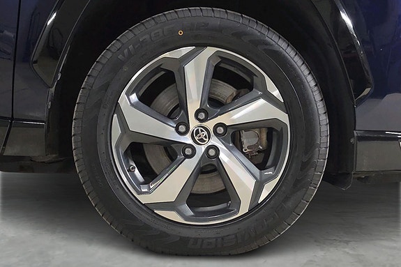 Toyota RAV4 21 of 30