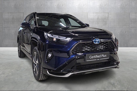 Toyota RAV4 7 of 30