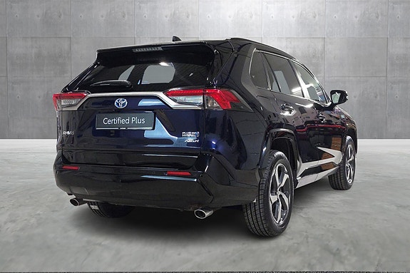 Toyota RAV4 5 of 30