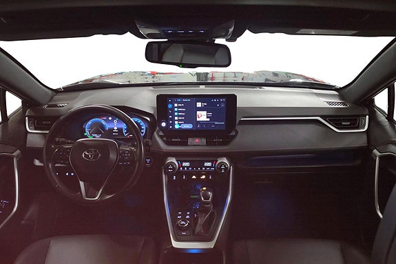 Toyota RAV4 10 of 30