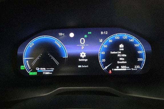Toyota RAV4 13 of 30