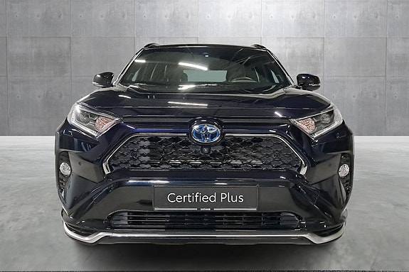 Toyota RAV4 8 of 30