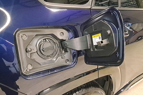 Toyota RAV4 9 of 30