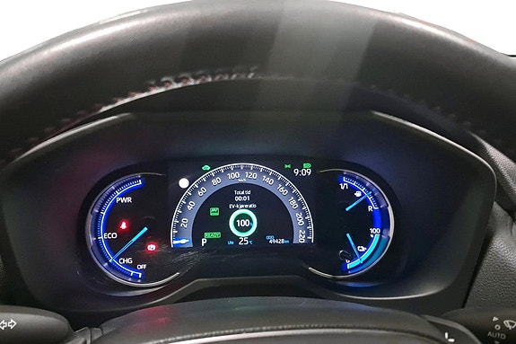 Toyota RAV4 13 of 30