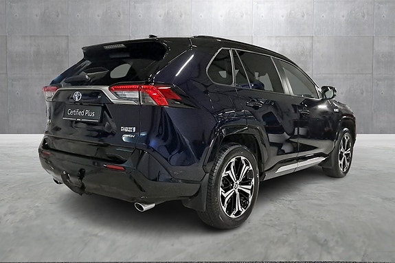 Toyota RAV4 5 of 30