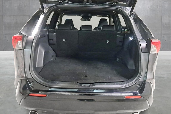 Toyota RAV4 19 of 30
