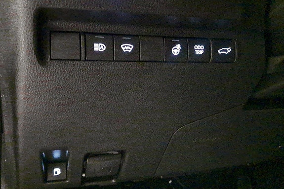Toyota RAV4 29 of 30