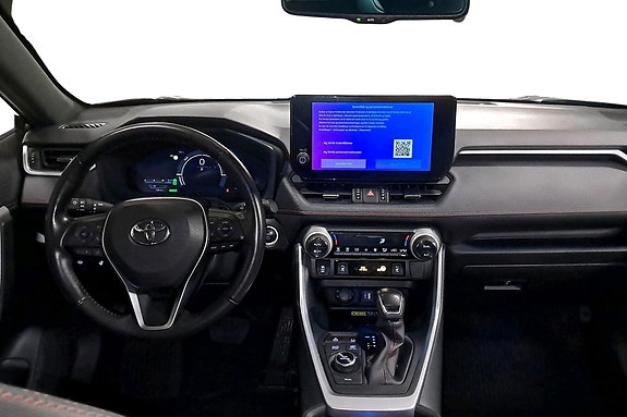 Toyota RAV4 10 of 30