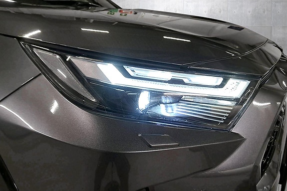 Toyota RAV4 23 of 30