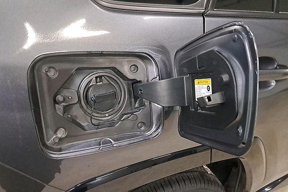 Toyota RAV4 9 of 30