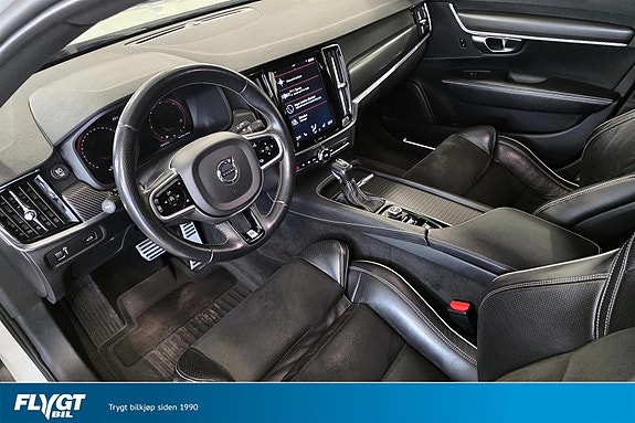 Volvo V90 10 of 30