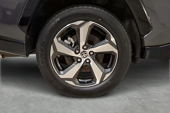 Toyota RAV4 21 of 24
