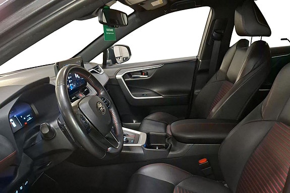 Toyota RAV4 11 of 24