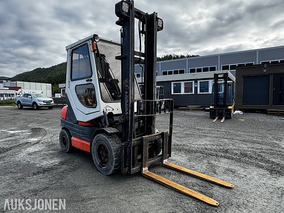 Toyota 62-6FDF30 Diesel Gaffeltruck - Hydraulisk sideskift - Sertifisert til august 2026 3 of 30