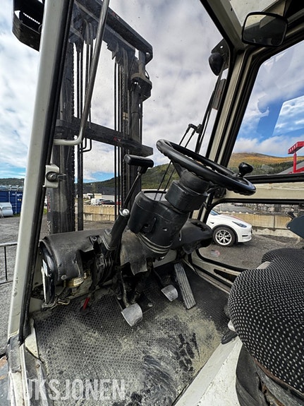 Toyota 62-6FDF30 Diesel Gaffeltruck - Hydraulisk sideskift - Sertifisert til august 2026 28 of 30