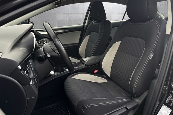 Toyota Avensis 9 of 26
