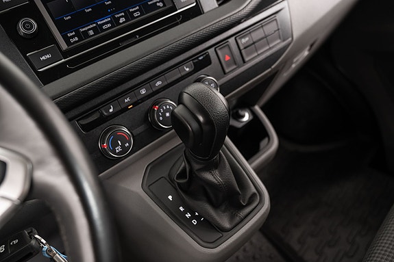 Volkswagen Transporter 12 of 23