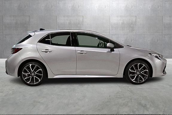 Toyota Corolla 6 of 26