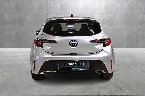 Toyota Corolla 4 of 26