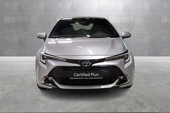 Toyota Corolla 8 of 26