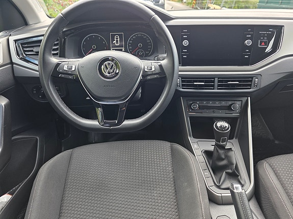 Volkswagen Polo 9 of 12