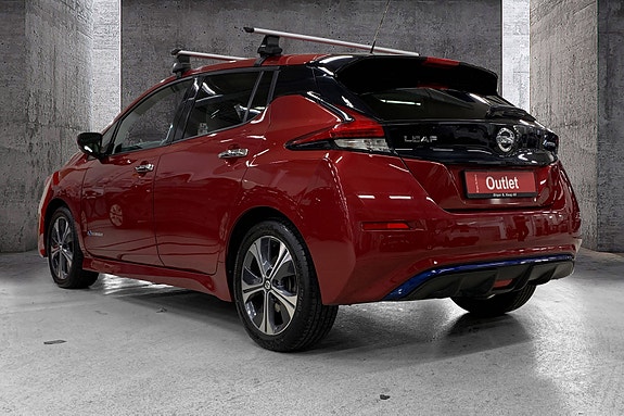 Nissan Leaf 6 of 12