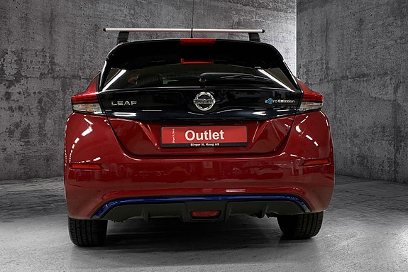 Nissan Leaf 5 of 12
