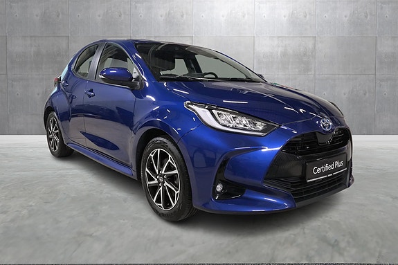 Toyota Yaris 7 of 30
